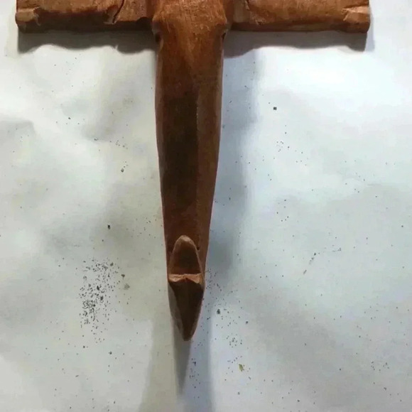 Unique  handmade elephant design Carved from European wood. - Picture 3 of 4